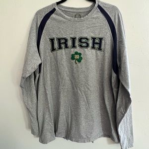 ❣️2/$25❣️ VINTAGE Notre Dame “Irish” grey crew neck long sleeve | XL
